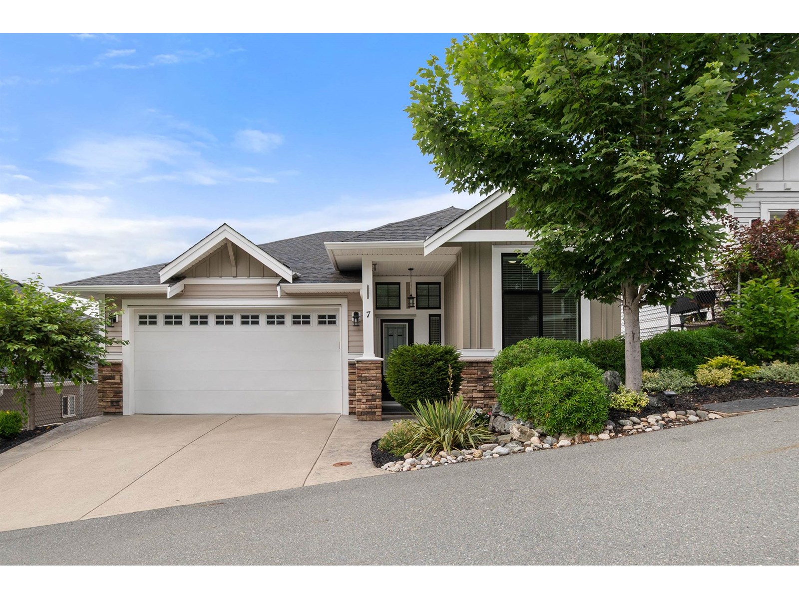 Property at 7 47045 SYLVAN DRIVE image 1