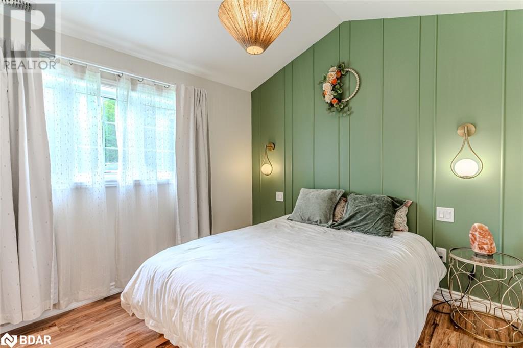 Property at 1011 GILMORE Avenue image 5