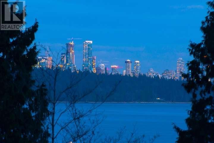 457 Hillcrest Street, West Vancouver, British Columbia  V7V 2L8 - Photo 3 - R3019423