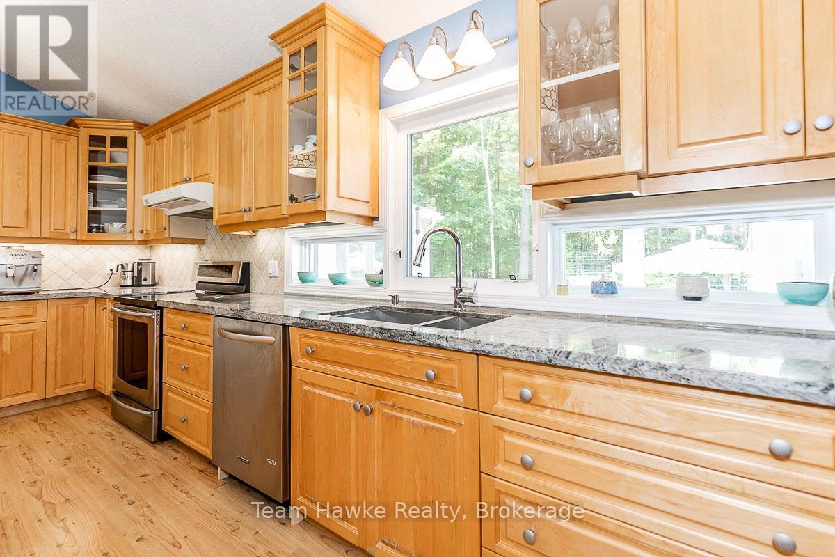 36 Rosemary Drive, Tiny, Ontario  L0L 2T0 - Photo 7 - S12256555