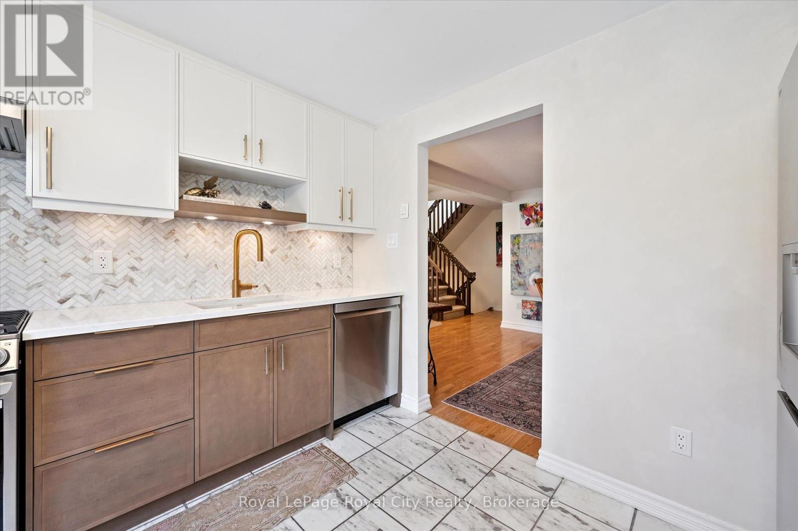 5 - 100 Woodlawn Road E, Guelph, Ontario  N1E 1B7 - Photo 14 - X12256497