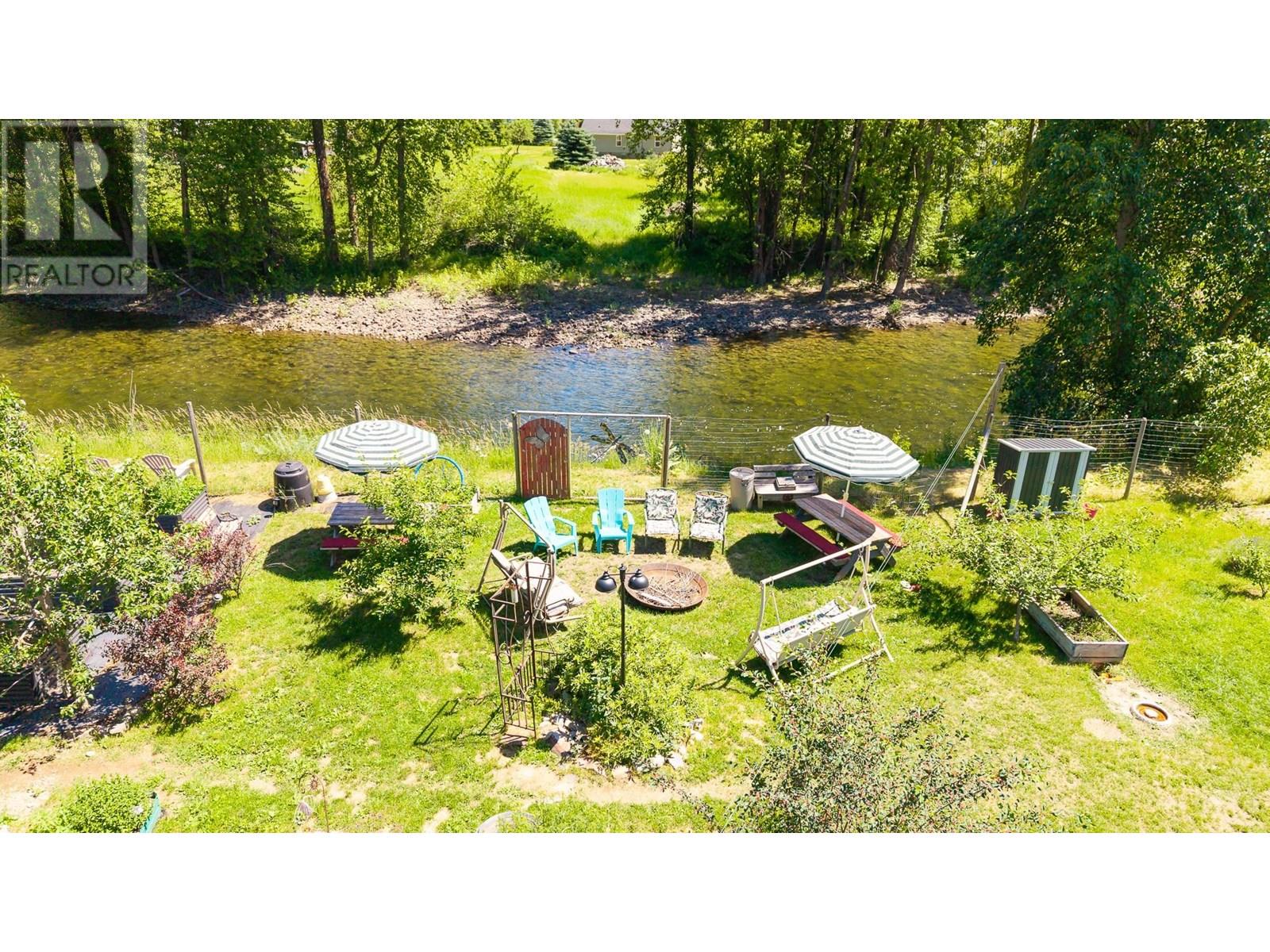 9005 3 & 95 Highway, Yahk, British Columbia  V0B 2P0 - Photo 58 - 10354372