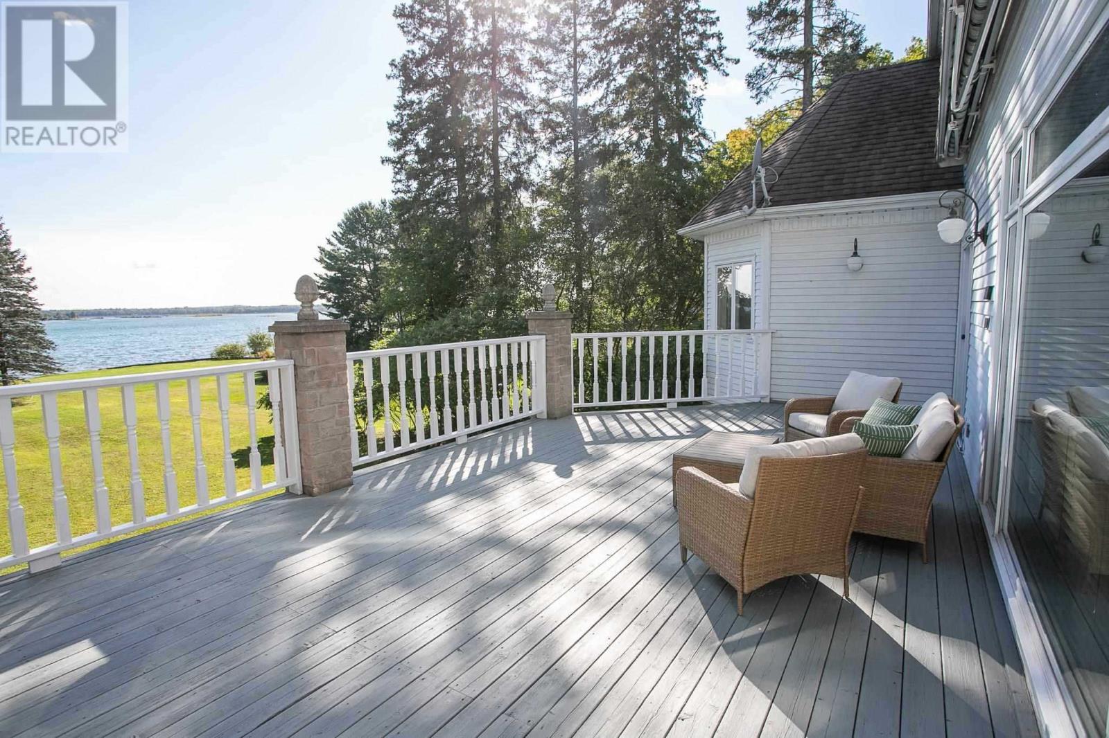 1707 Queen St E, Sault Ste. Marie, Ontario  P6A 2G8 - Photo 35 - SM251747