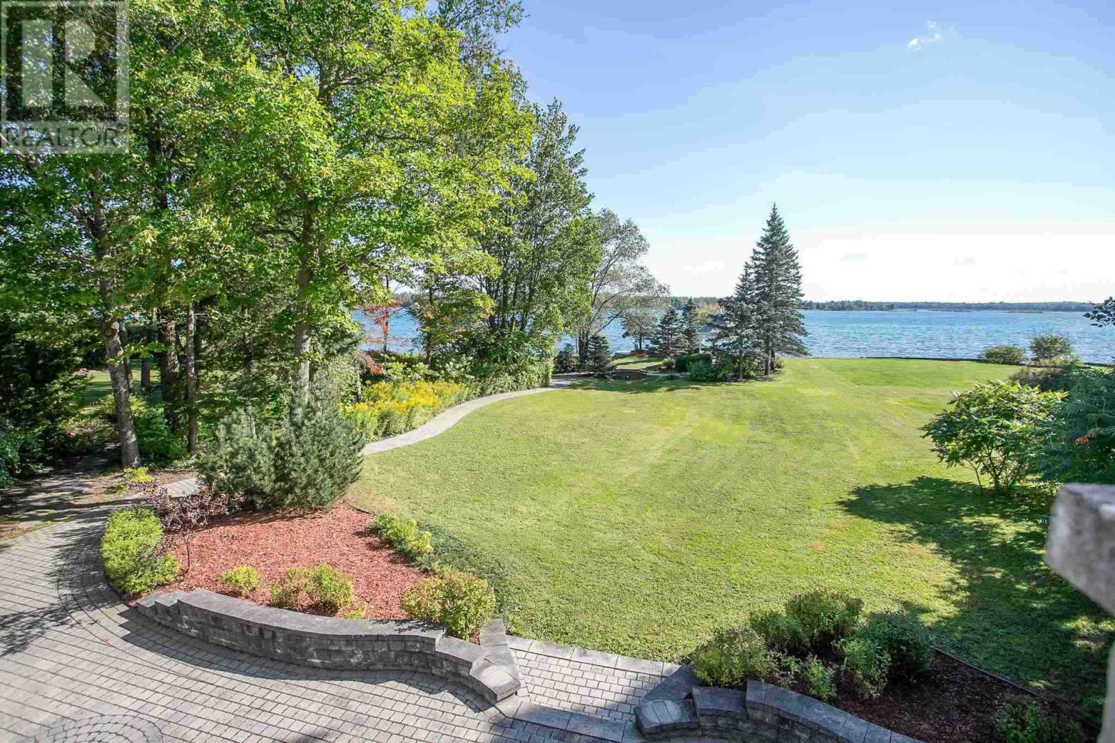 1707 Queen St E, Sault Ste. Marie, Ontario  P6A 2G8 - Photo 36 - SM251747