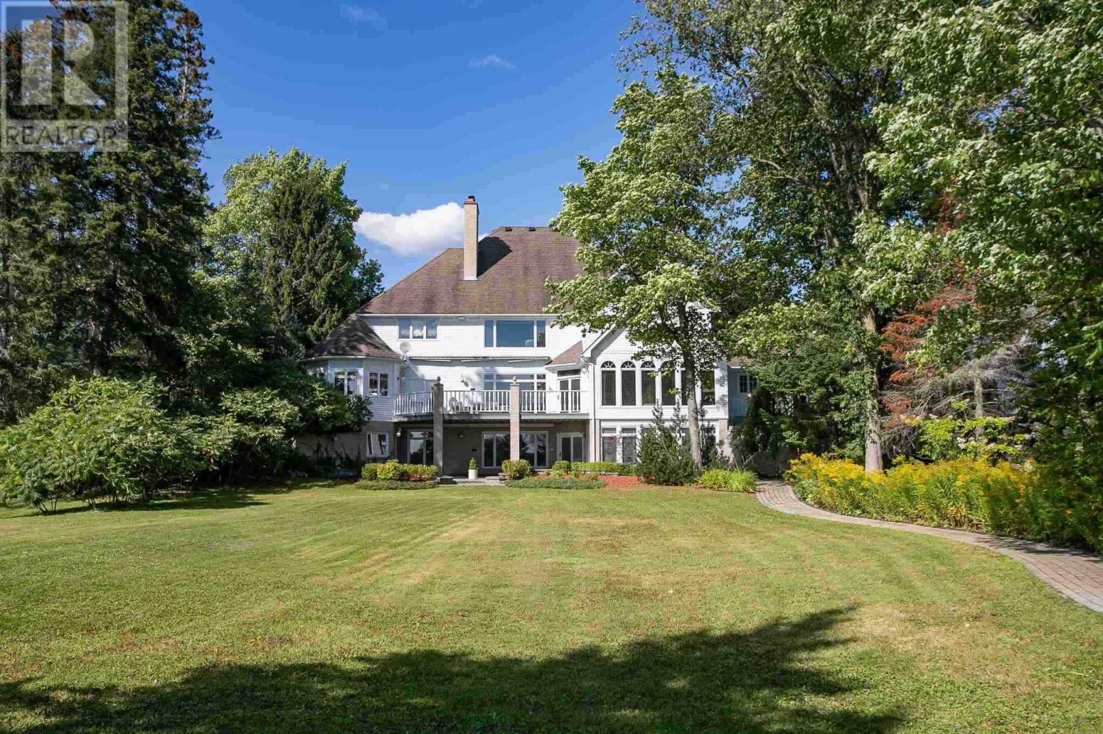 1707 Queen St E, Sault Ste. Marie, Ontario  P6A 2G8 - Photo 43 - SM251747