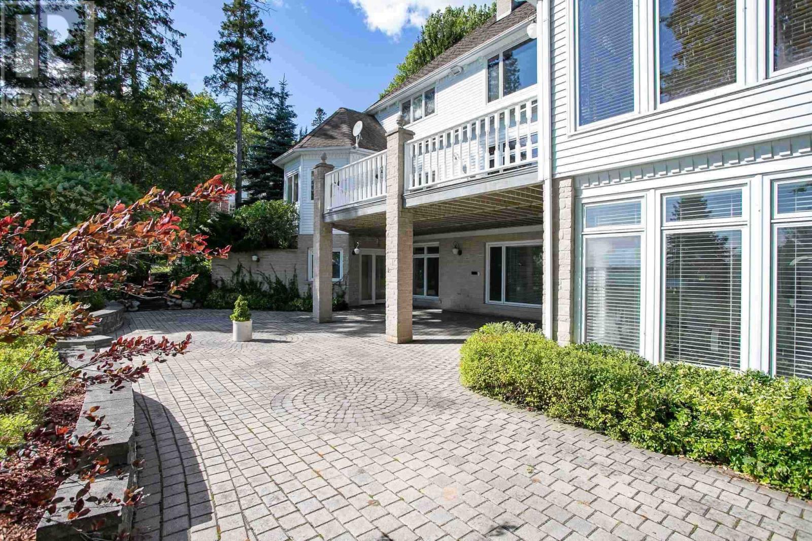 1707 Queen St E, Sault Ste. Marie, Ontario  P6A 2G8 - Photo 44 - SM251747