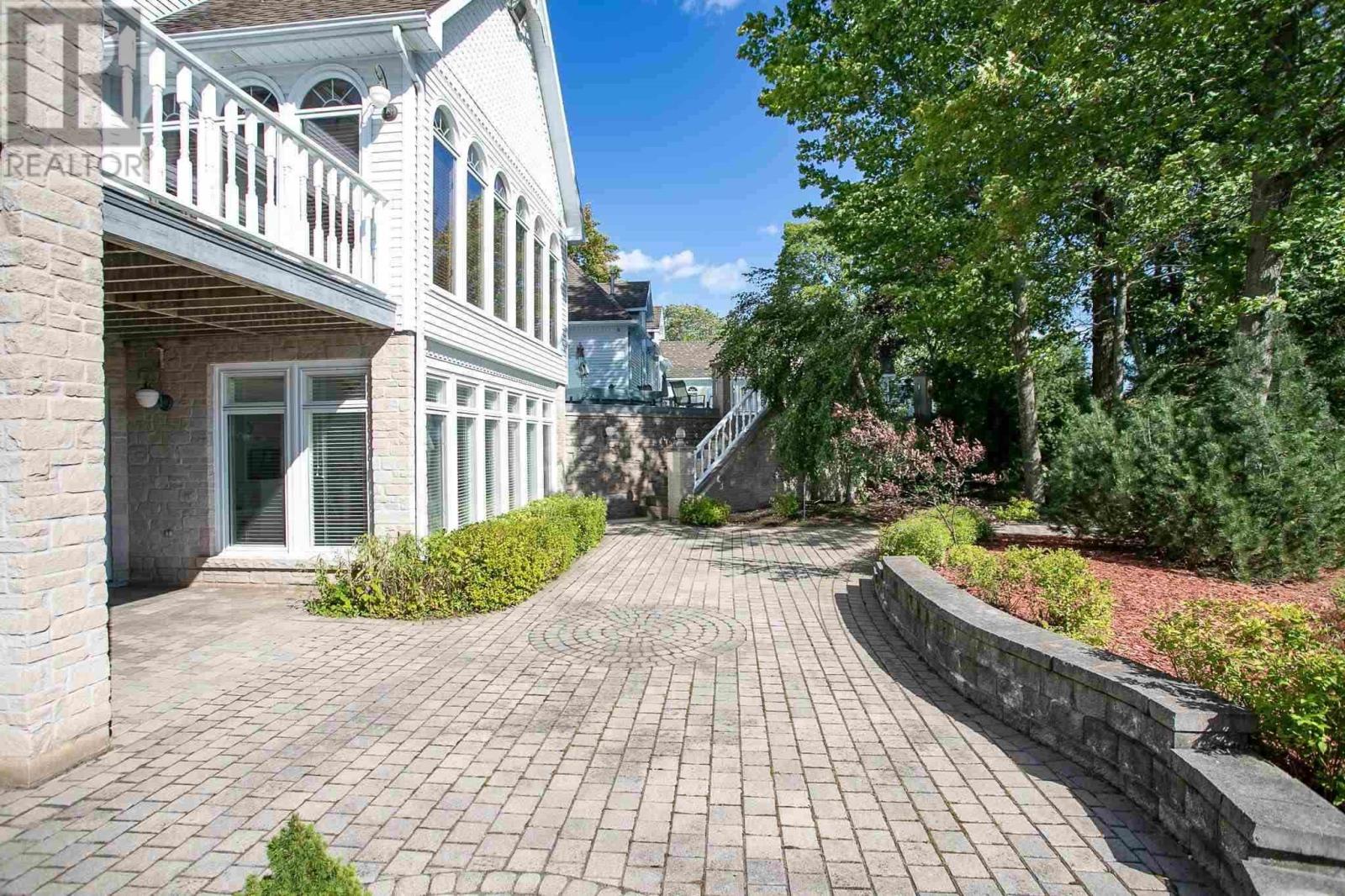 1707 Queen St E, Sault Ste. Marie, Ontario  P6A 2G8 - Photo 46 - SM251747