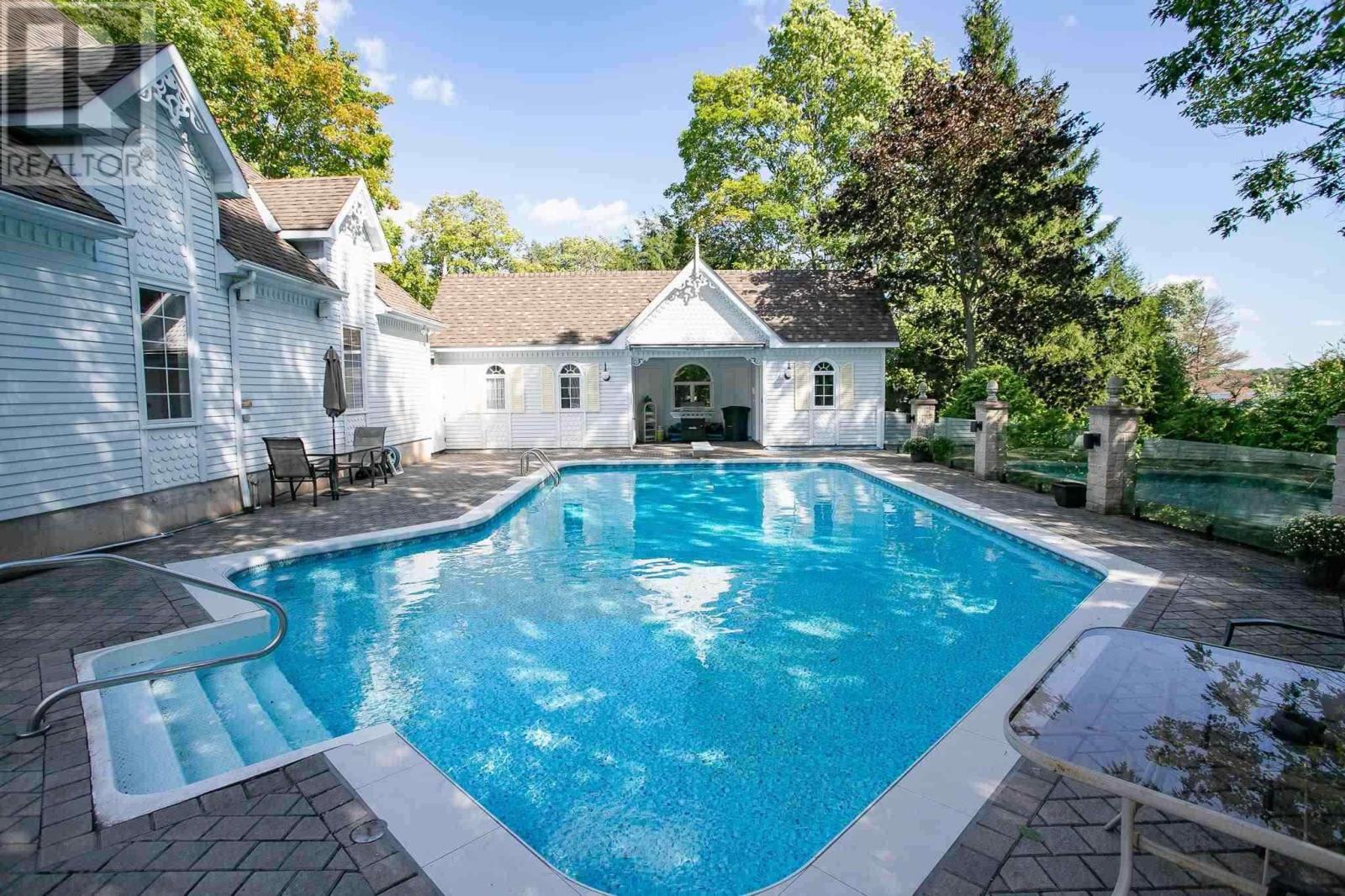 1707 Queen St E, Sault Ste. Marie, Ontario  P6A 2G8 - Photo 47 - SM251747