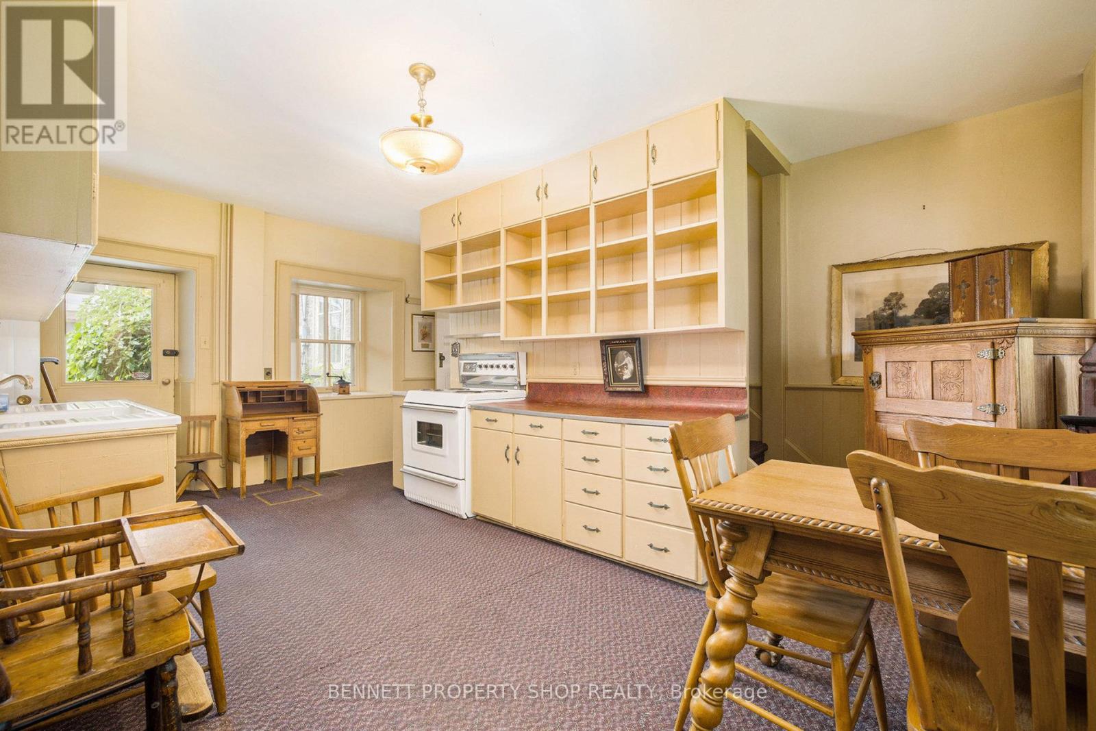 233 Bridge Street, Carleton Place, Ontario  K7C 3H2 - Photo 11 - X12256487