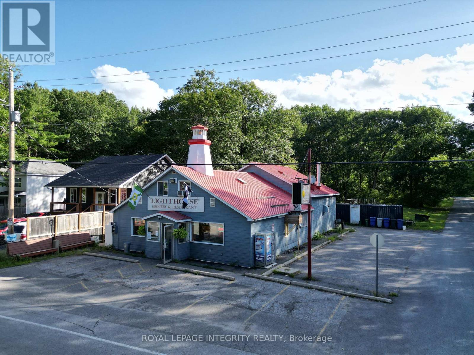 655 BAYVIEW DRIVE, Ottawa, Ontario