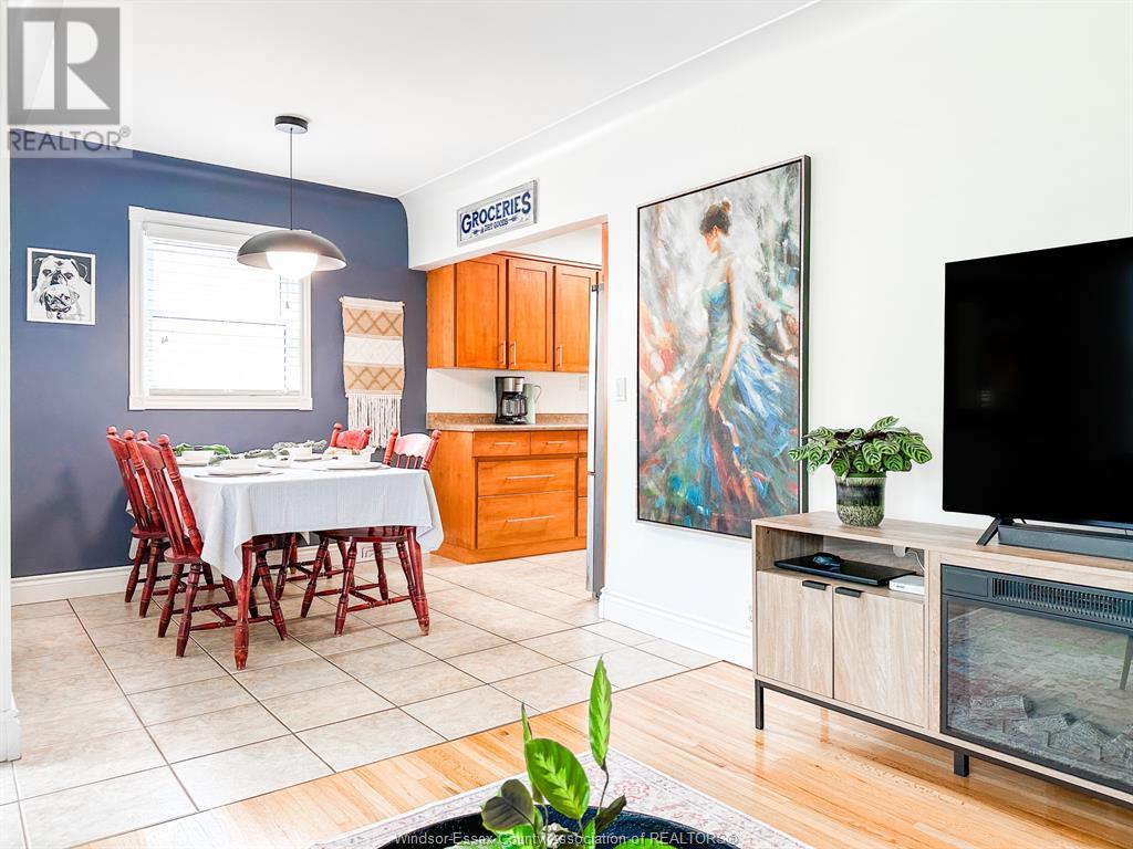 Property at 2551 ASKIN image 5