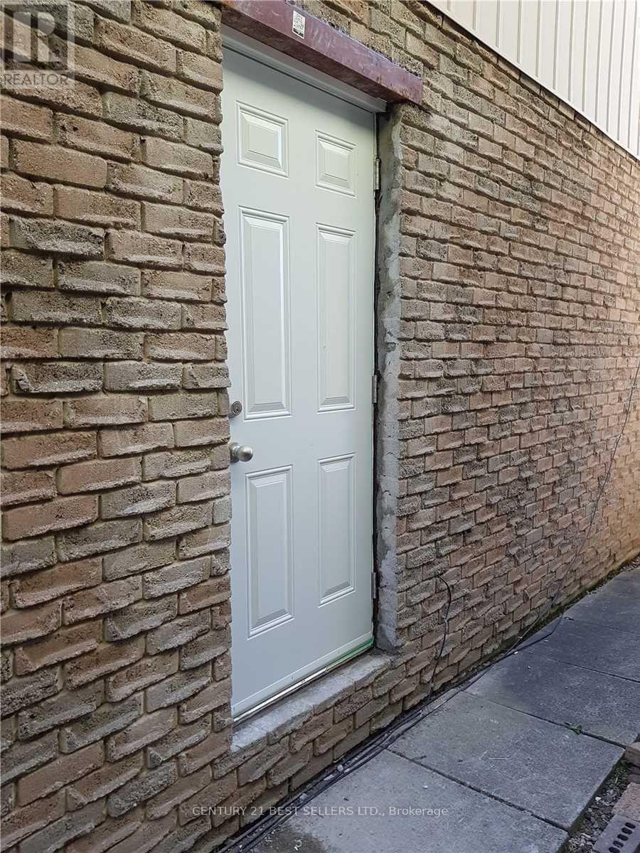 LOWER - 48 MARRAKESH DRIVE, Toronto, Ontario