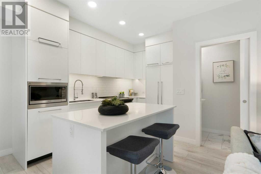 Property at 116, 3130 Thirsk Street NW image 4