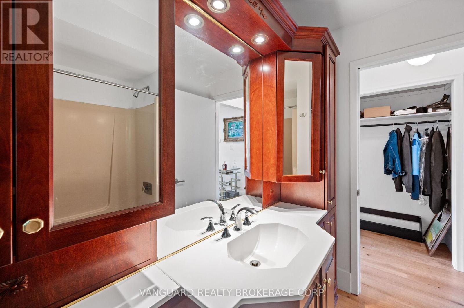 80 Kleins Crescent, Vaughan, Ontario  L0J 1C0 - Photo 33 - N12256386