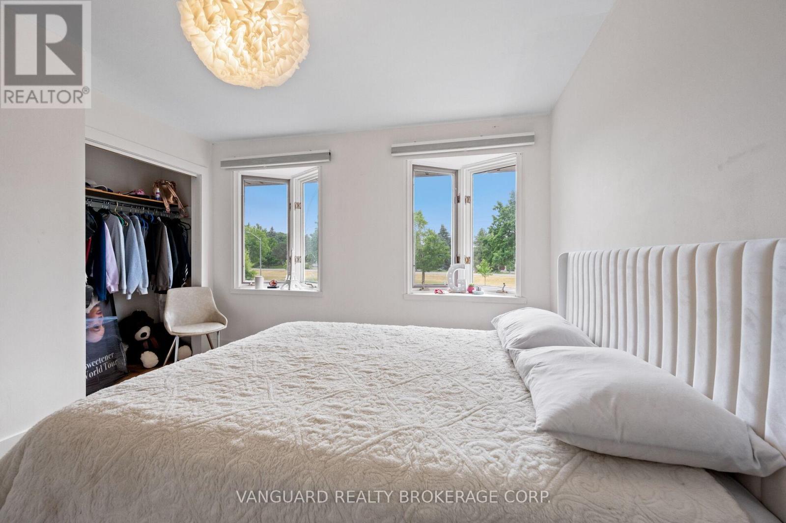 80 Kleins Crescent, Vaughan, Ontario  L0J 1C0 - Photo 41 - N12256386