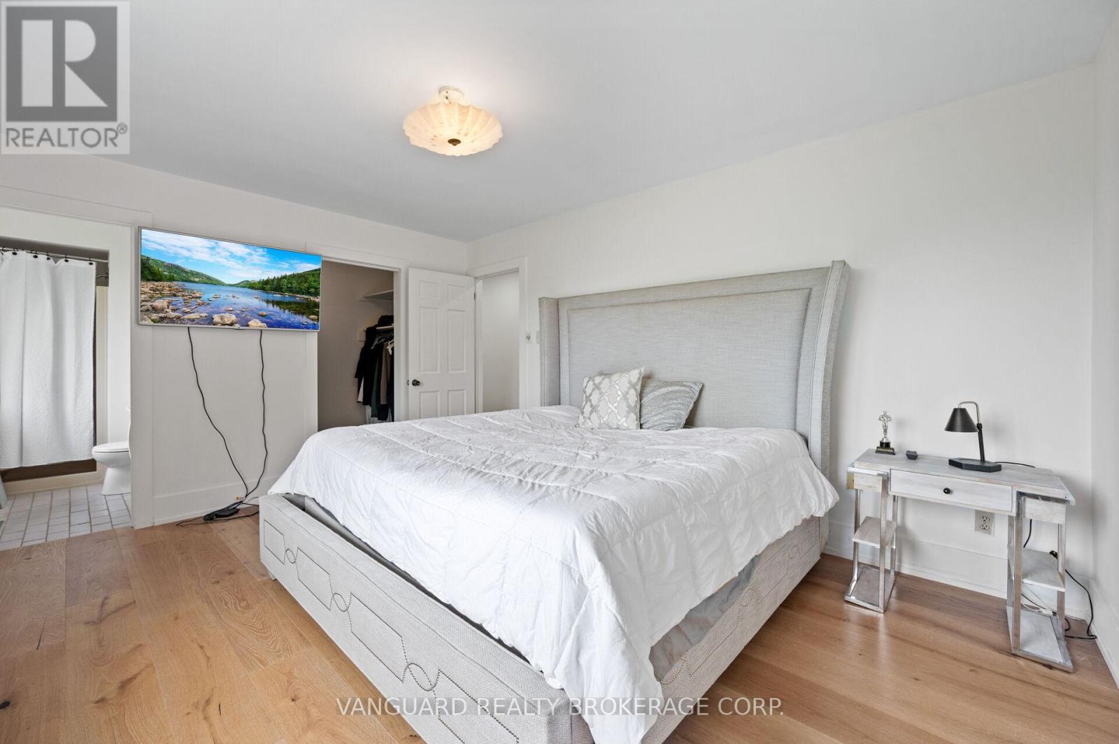80 Kleins Crescent, Vaughan, Ontario  L0J 1C0 - Photo 44 - N12256386