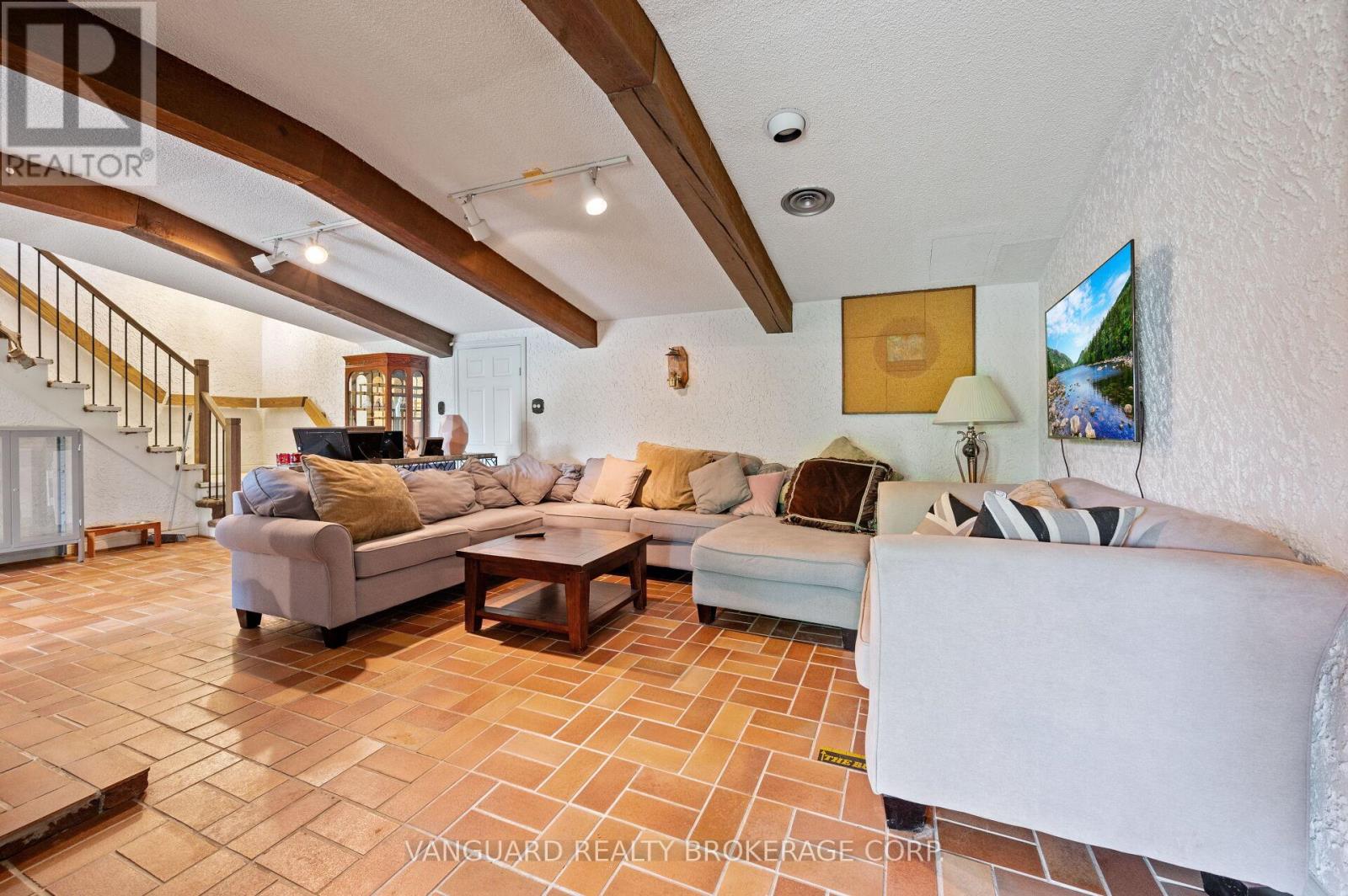 80 Kleins Crescent, Vaughan, Ontario  L0J 1C0 - Photo 47 - N12256386