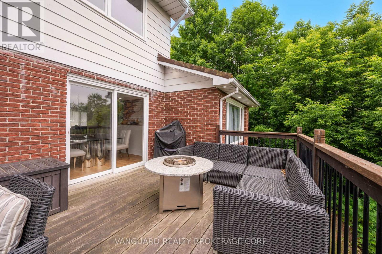 80 Kleins Crescent, Vaughan, Ontario  L0J 1C0 - Photo 48 - N12256386