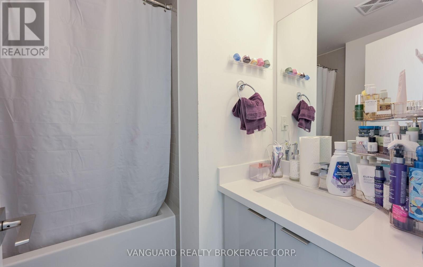 2207 - 2908 Highway 7 Road, Vaughan, Ontario  L4K 0K5 - Photo 34 - N12256450