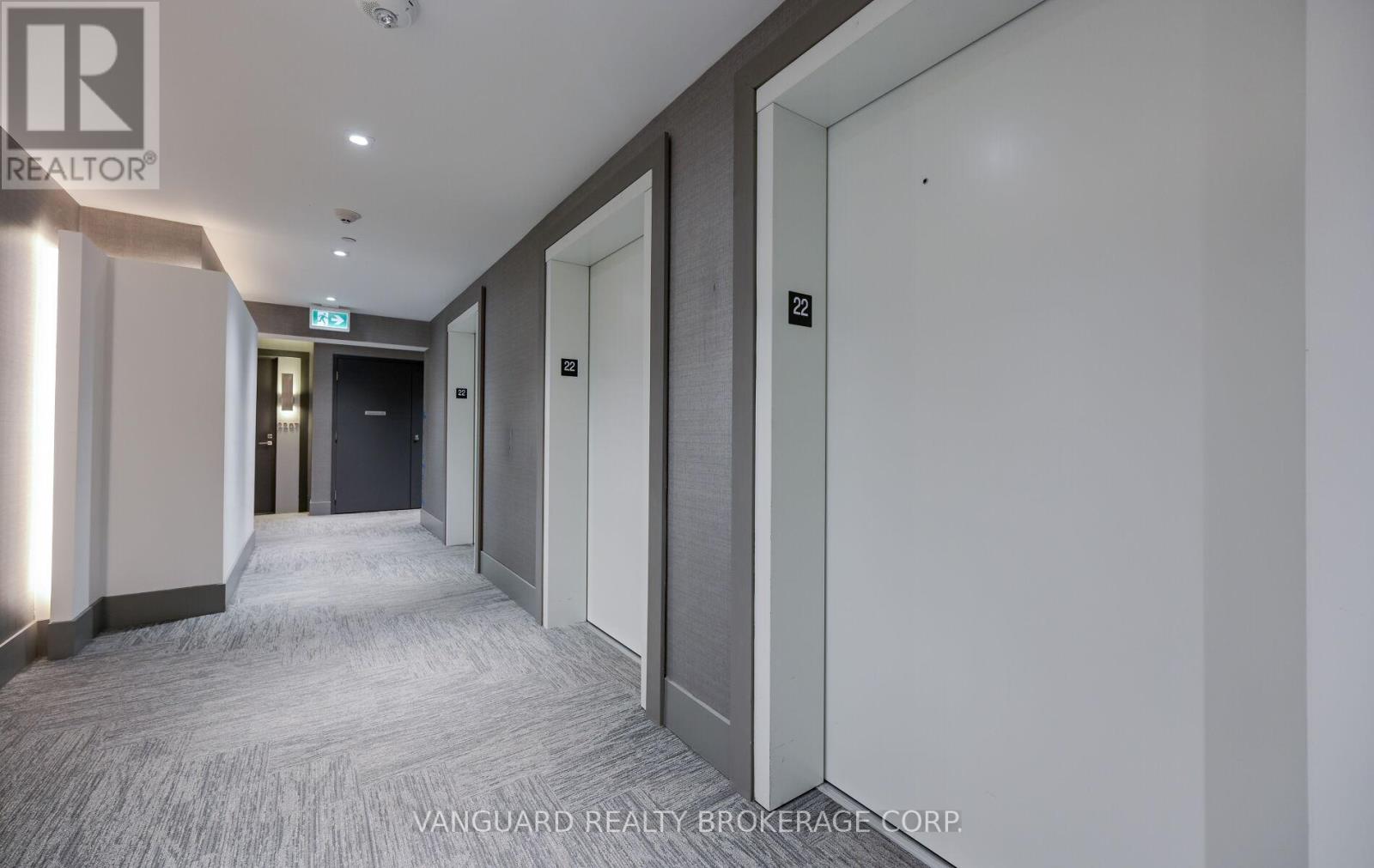 2207 - 2908 Highway 7 Road, Vaughan, Ontario  L4K 0K5 - Photo 7 - N12256450