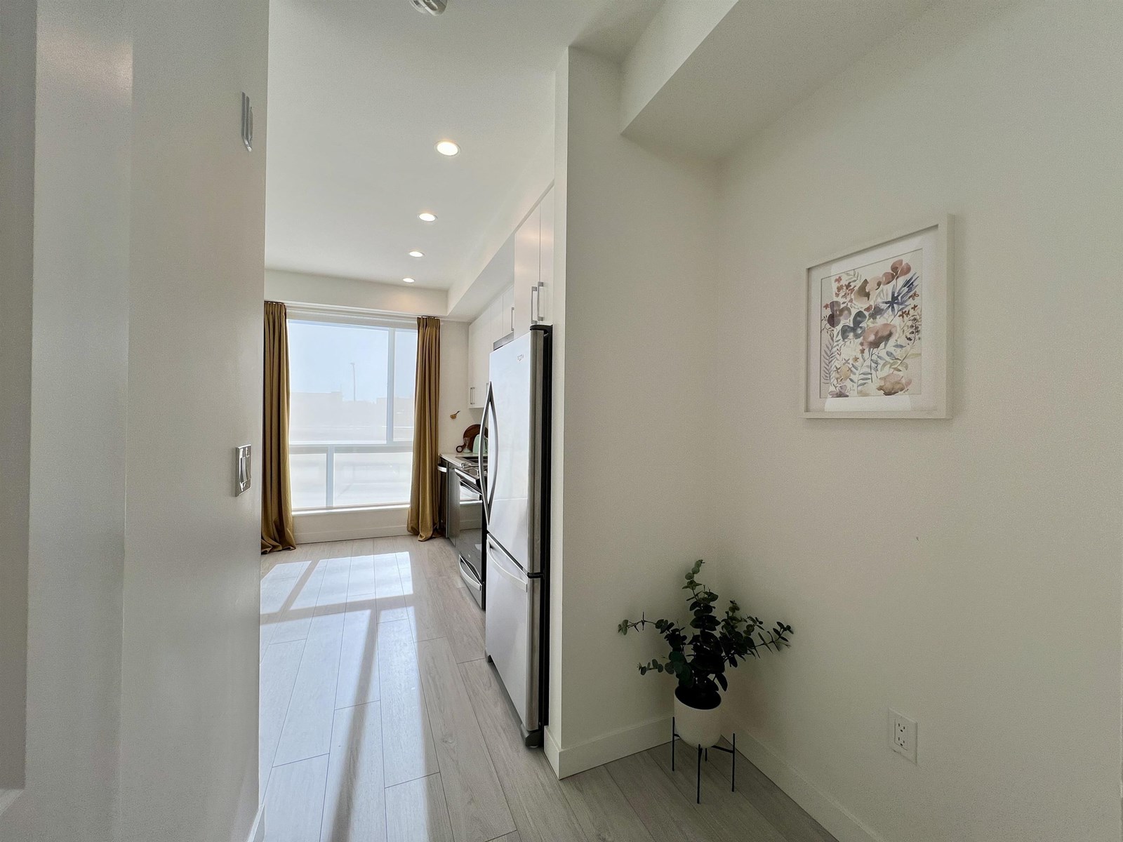 Property at B225 20834 80 AVENUE image 2