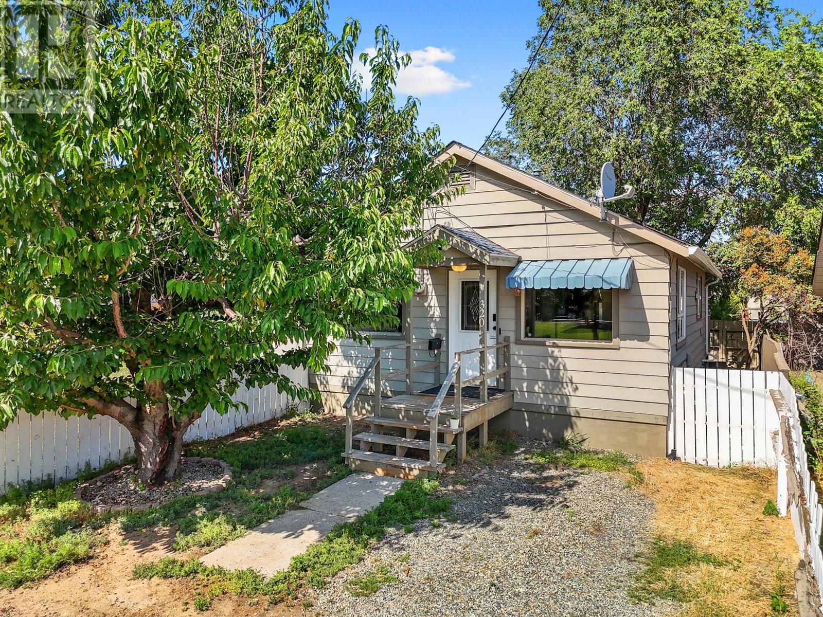 Property at 320 MCGOWAN Avenue image 1
