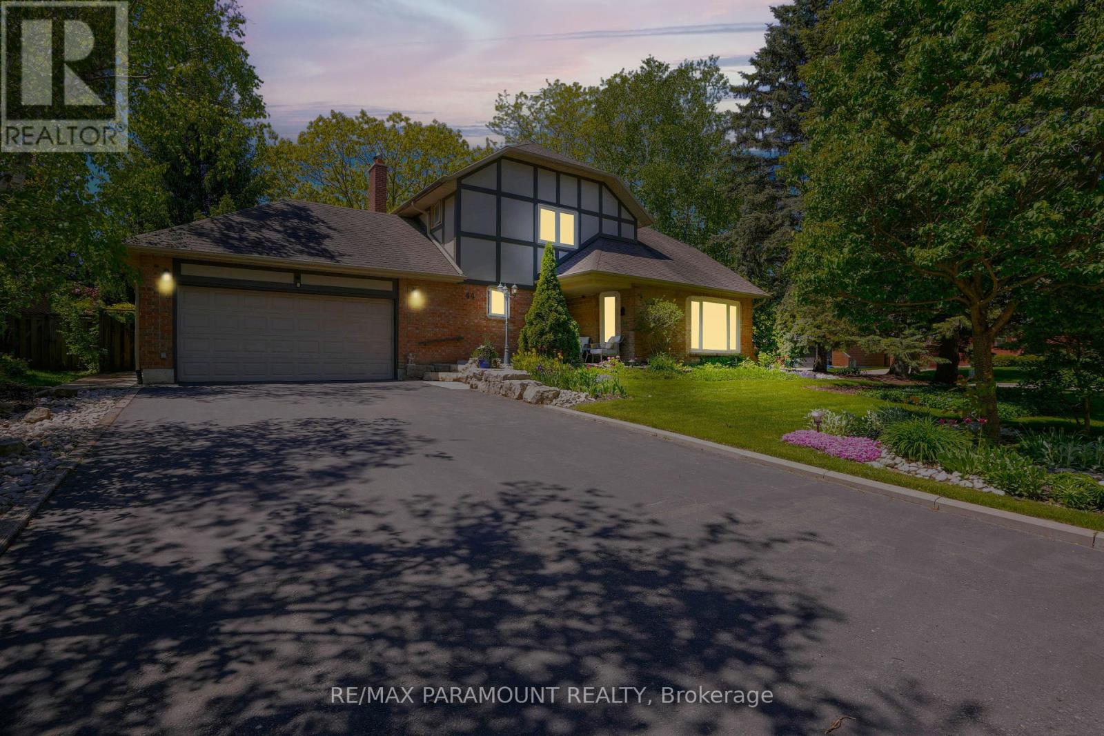 Property at 44 CAIRNMORE COURT image 1