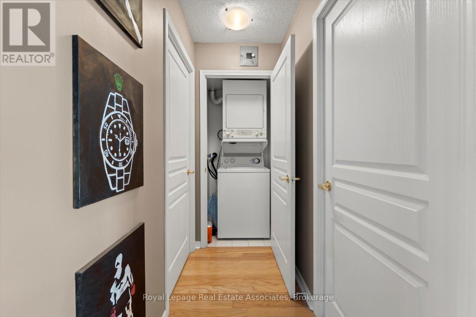 401 - 4879 Kimbermount Avenue, Mississauga, Ontario  L5M 7R8 - Photo 12 - W12256448