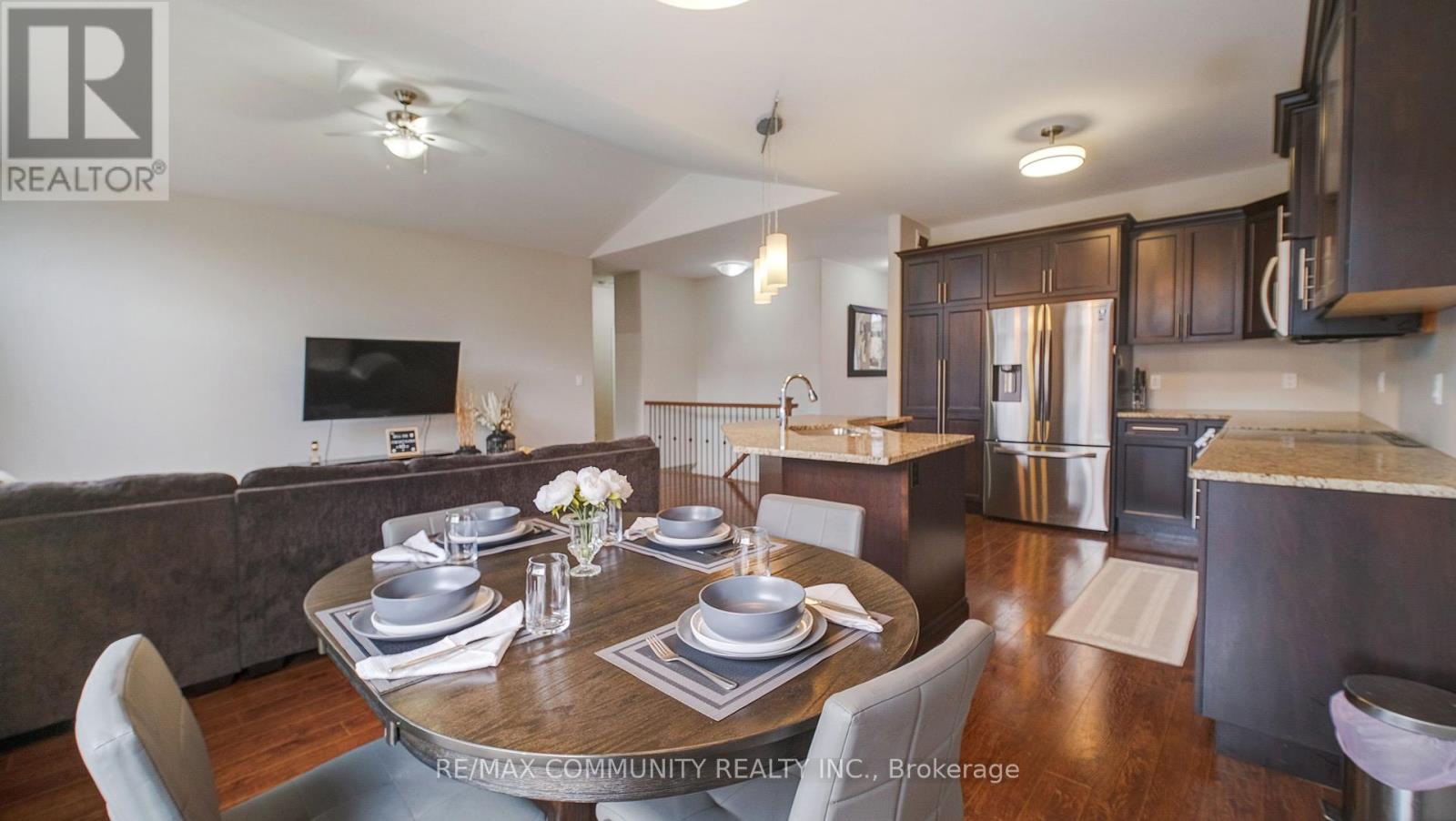 11 Stonecrest Boulevard, Quinte West, Ontario  K8R 0A3 - Photo 13 - X12256406