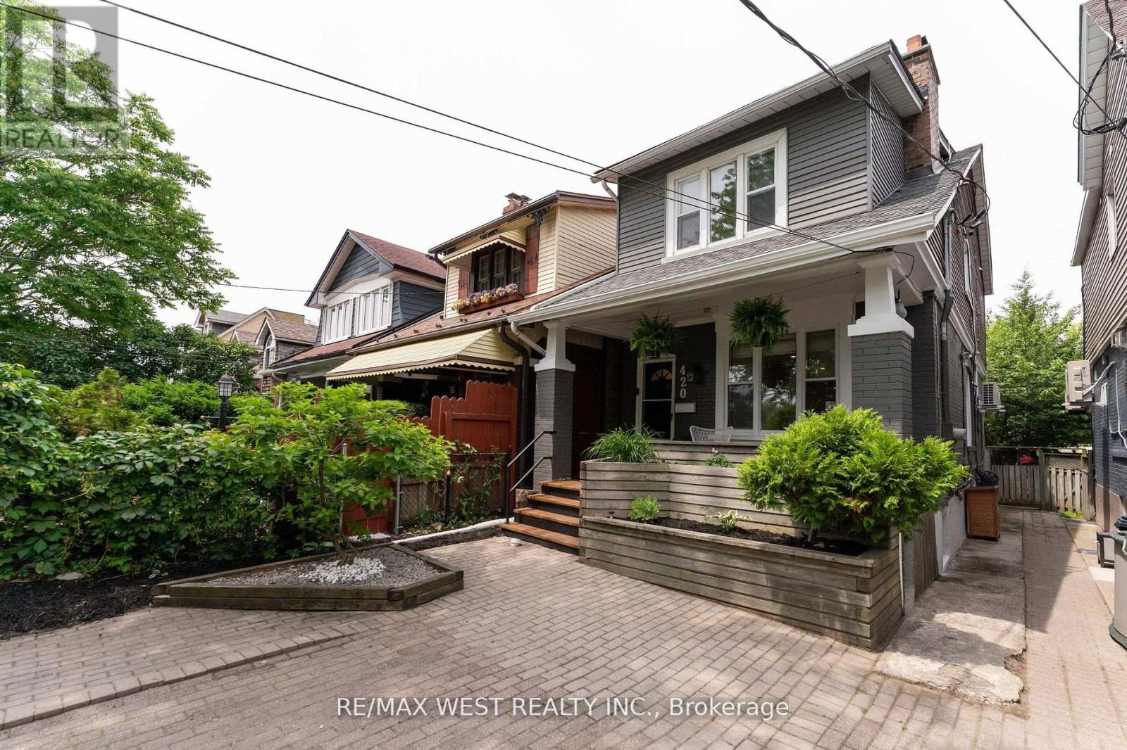 Property at 420 KINGSTON ROAD image 4