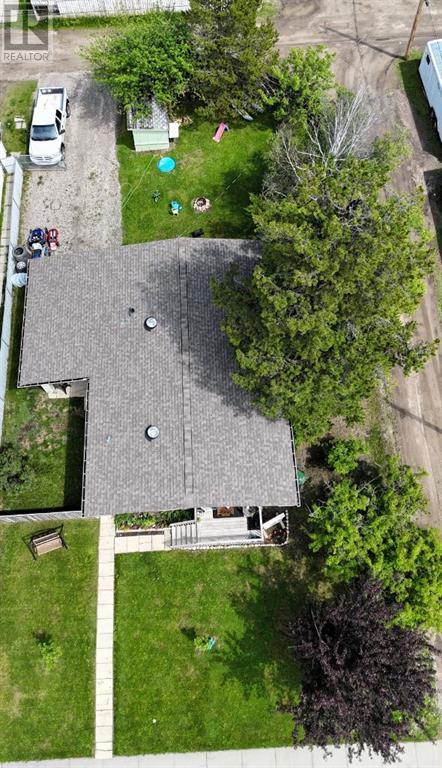 Property at 811 45 Street image 3