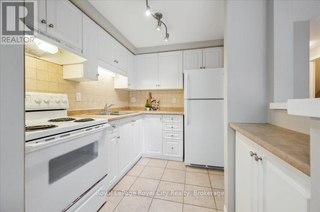 2 - 66 Rodgers Road, Guelph, Ontario N1G 4Y5 - Photo 16 - X12256582