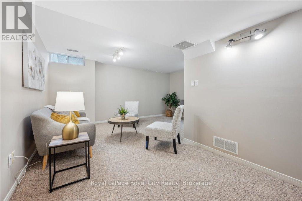 2 - 66 Rodgers Road, Guelph, Ontario N1G 4Y5 - Photo 29 - X12256582