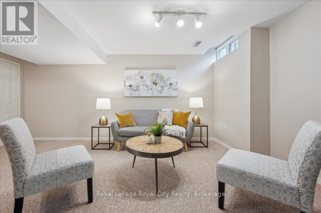 2 - 66 Rodgers Road, Guelph, Ontario N1G 4Y5 - Photo 33 - X12256582