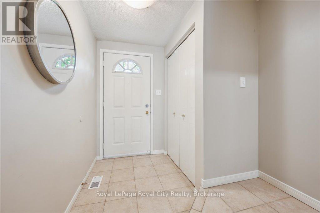 Property at 2 - 66 RODGERS ROAD image 5