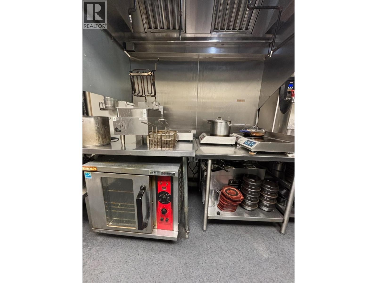 1680 ROBSON STREET, vancouver, British Columbia