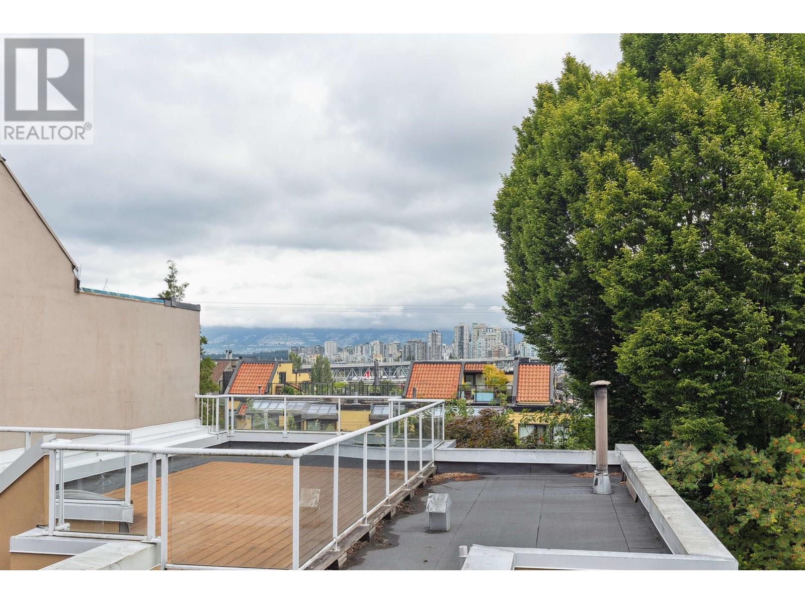 3 1266 W 7TH AVENUE, vancouver, British Columbia V6H1B6