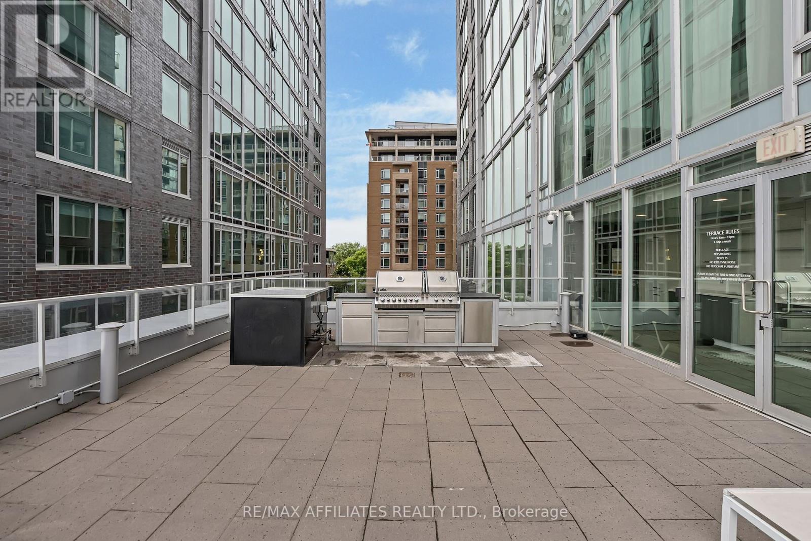 1807 - 111 Champagne Avenue S, Ottawa, Ontario  K1S 5V3 - Photo 24 - X12256602