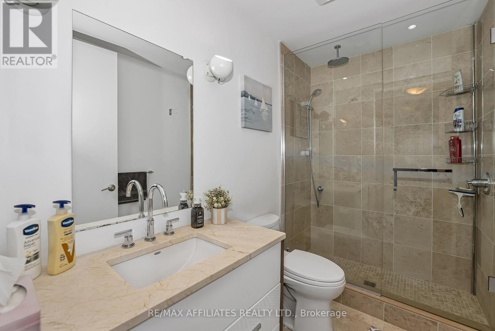 1807 - 111 Champagne Avenue S, Ottawa, Ontario  K1S 5V3 - Photo 4 - X12256602