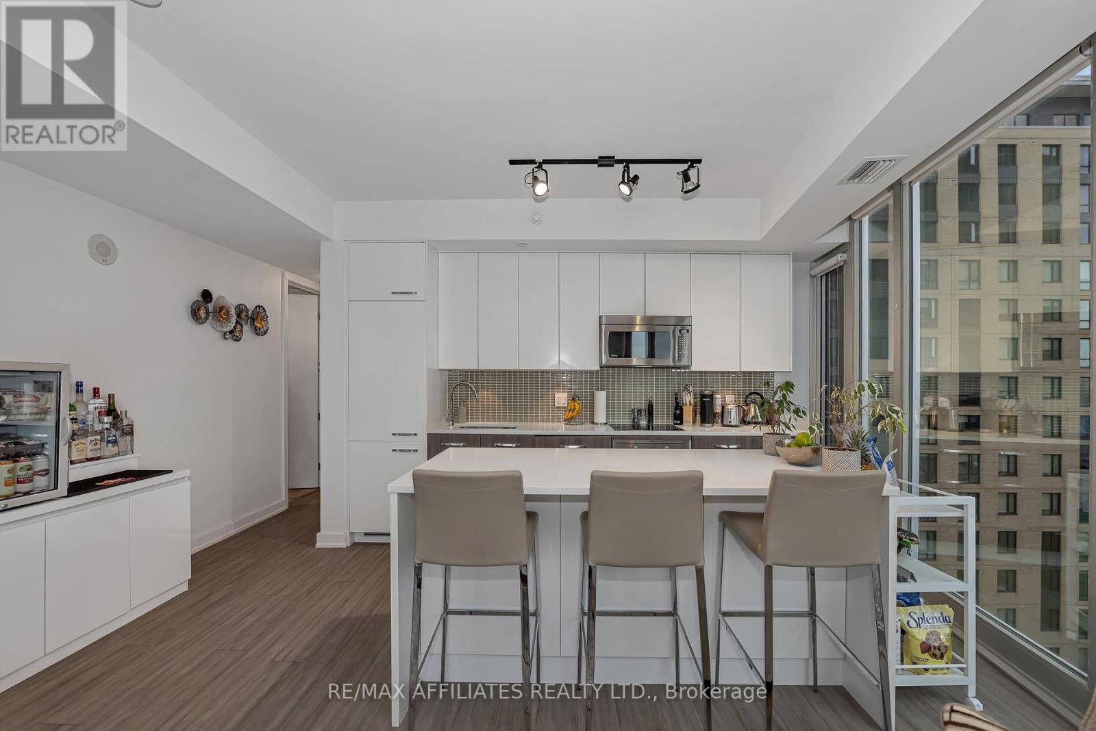 1807 - 111 Champagne Avenue S, Ottawa, Ontario  K1S 5V3 - Photo 6 - X12256602