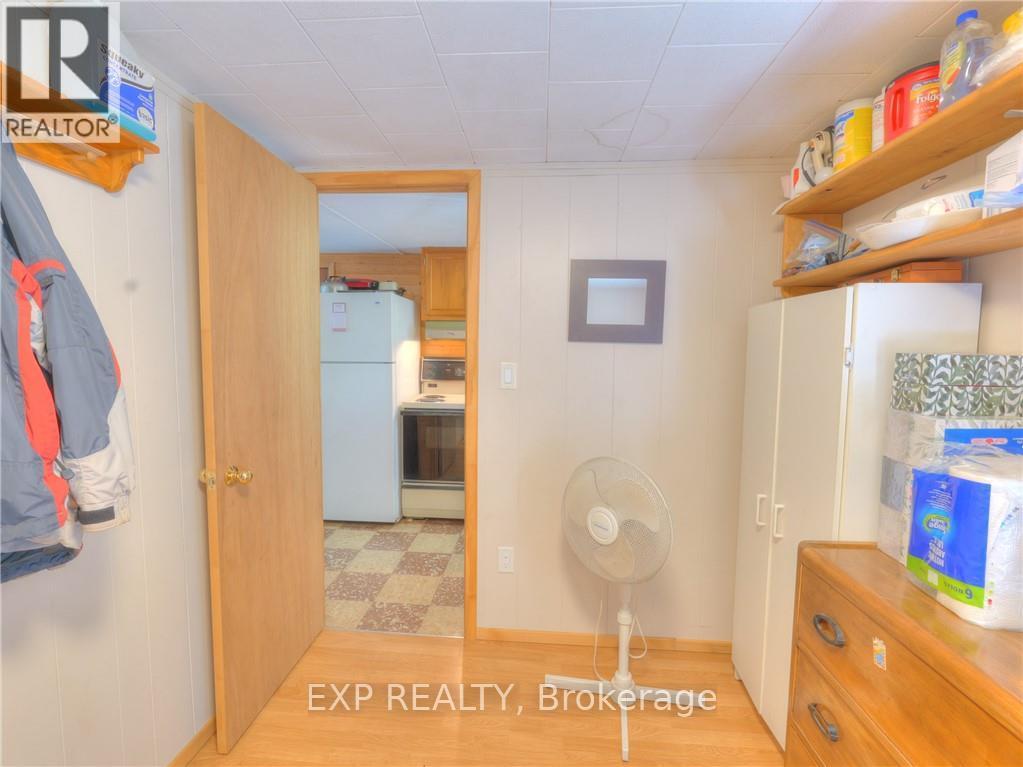 44e Deep Bay Road, Parry Sound Remote Area, Ontario  P0H 1S0 - Photo 10 - X12256523