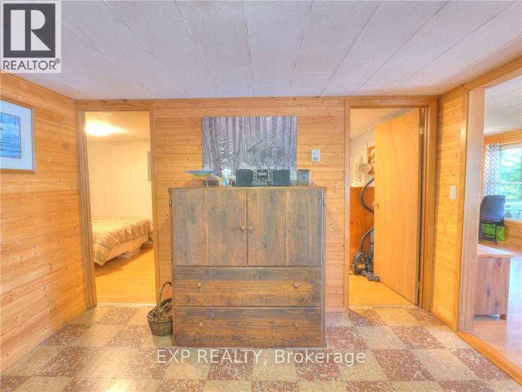 44e Deep Bay Road, Parry Sound Remote Area, Ontario  P0H 1S0 - Photo 9 - X12256523