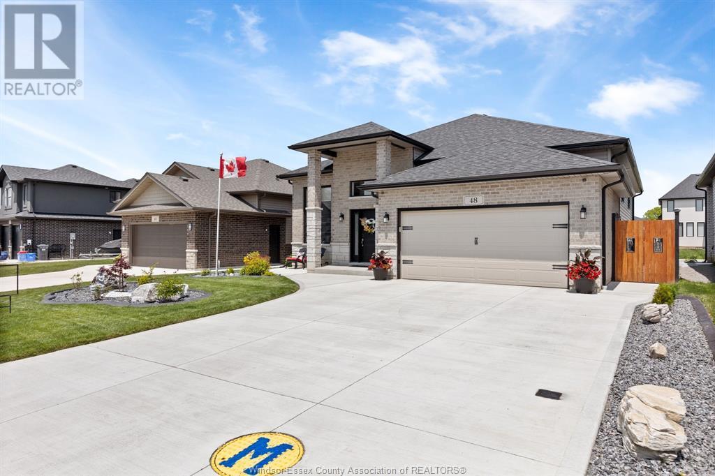 Property at 48 KINGSBRIDGE DRIVE image 2