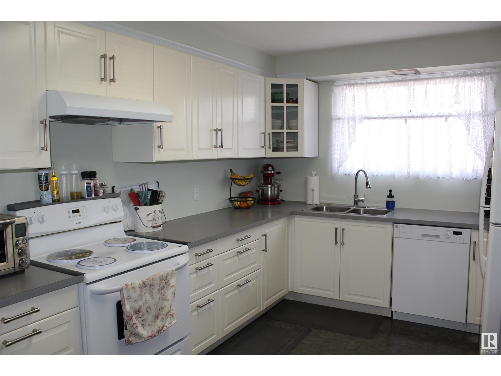 4818 54 Av, Elk Point, Alberta  T0A 1A0 - Photo 3 - E4445313