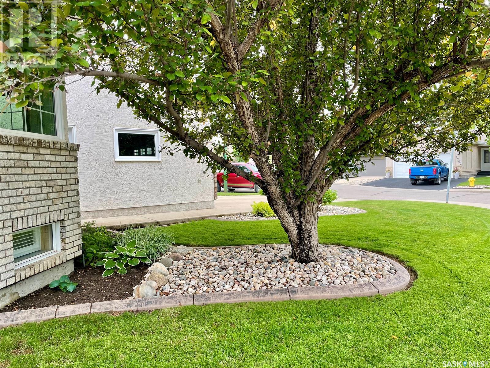 Property at 1234 Youngson PLACE N image 3
