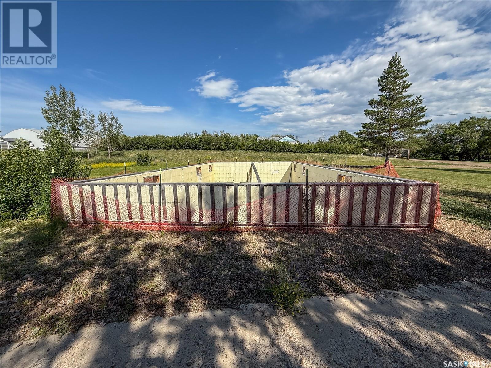313 2nd Avenue W, Climax, Saskatchewan  S0N 0N0 - Photo 4 - SK011165