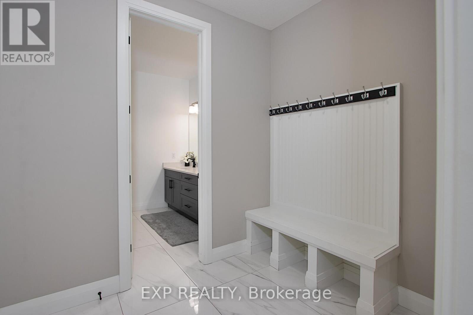 36 Hazelwood Pass, Thames Centre, Ontario  N0L 1G2 - Photo 24 - X12256783