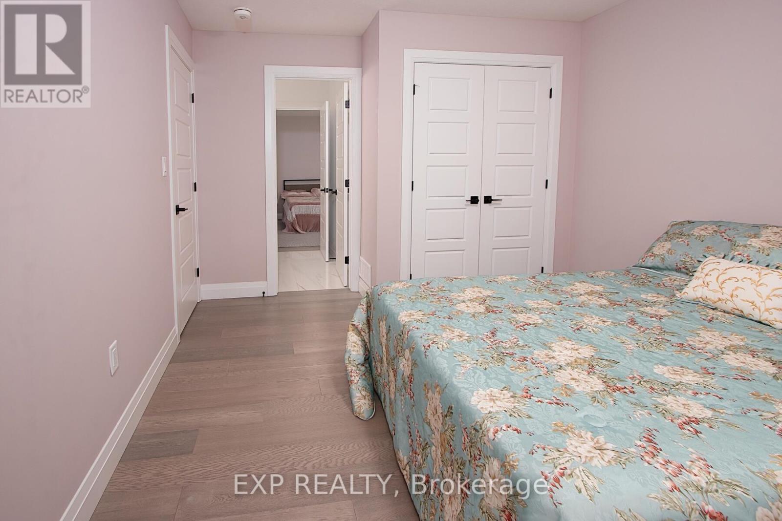 36 Hazelwood Pass, Thames Centre, Ontario  N0L 1G2 - Photo 36 - X12256783
