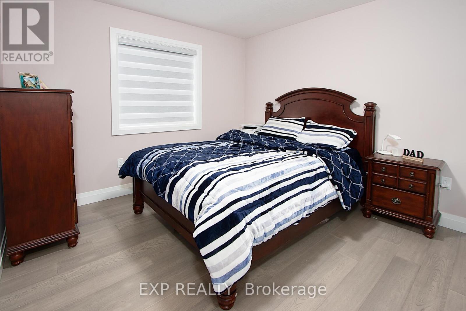36 Hazelwood Pass, Thames Centre, Ontario  N0L 1G2 - Photo 37 - X12256783