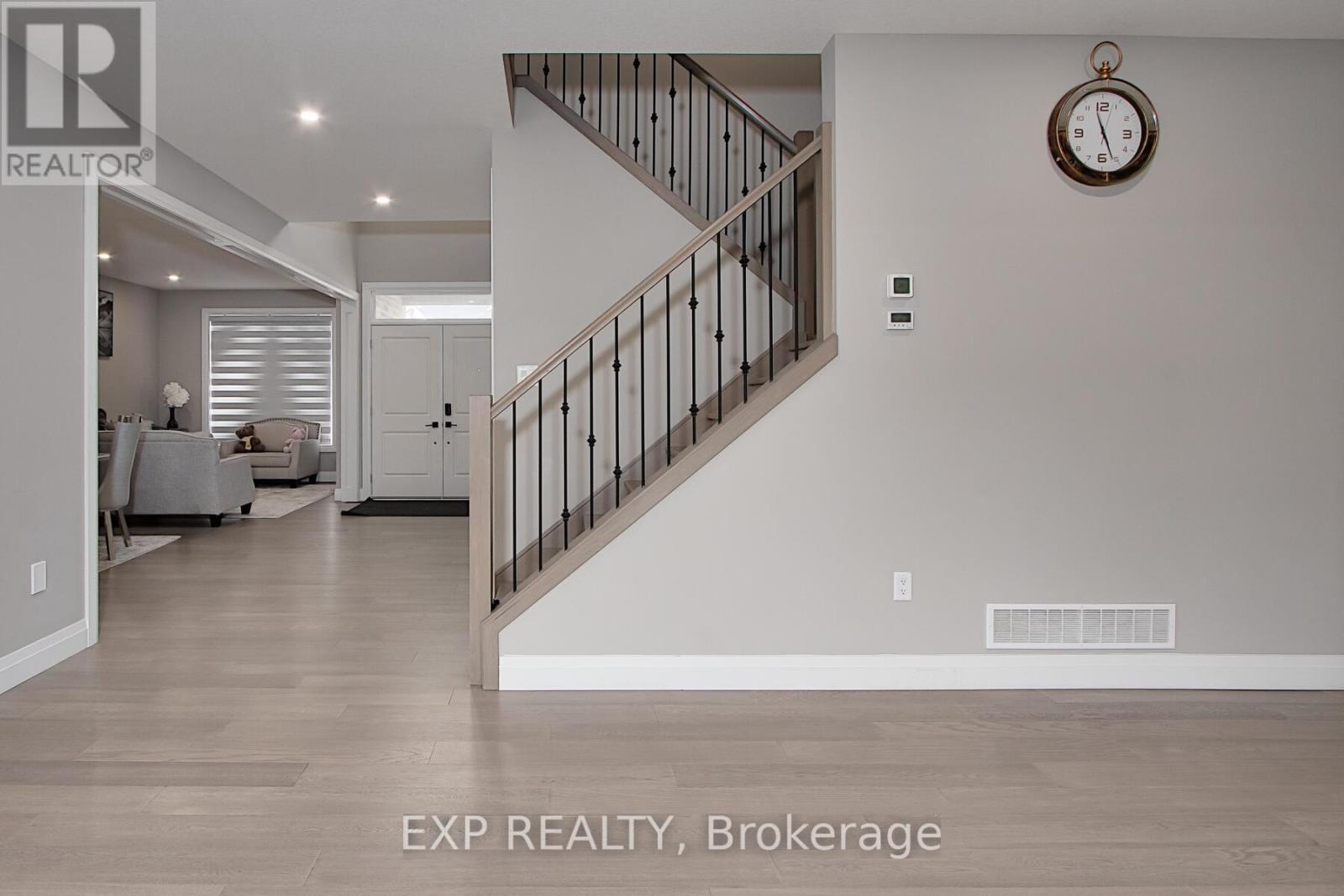 36 Hazelwood Pass, Thames Centre, Ontario  N0L 1G2 - Photo 4 - X12256783